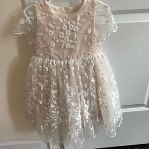Princess Daliana (Anthropologie brand) flower girl dress. In perfect condition!